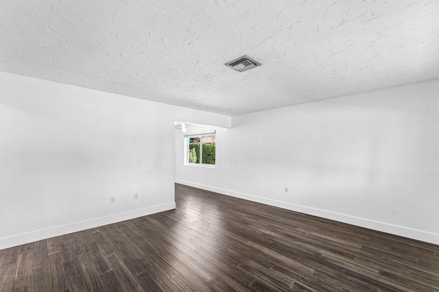 2105 N Federal Highway, Lake Worth Beach, FL 33460