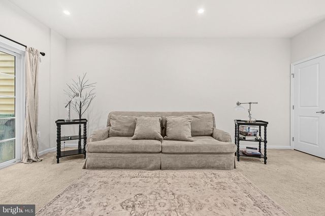 704 RIVER CREST WAY, Fredericksburg, VA 22405