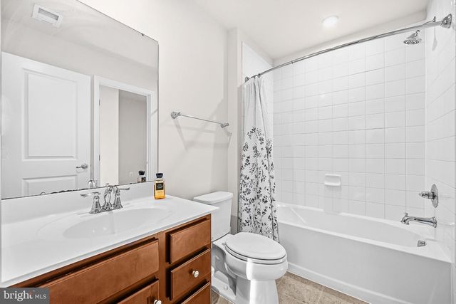 704 RIVER CREST WAY, Fredericksburg, VA 22405