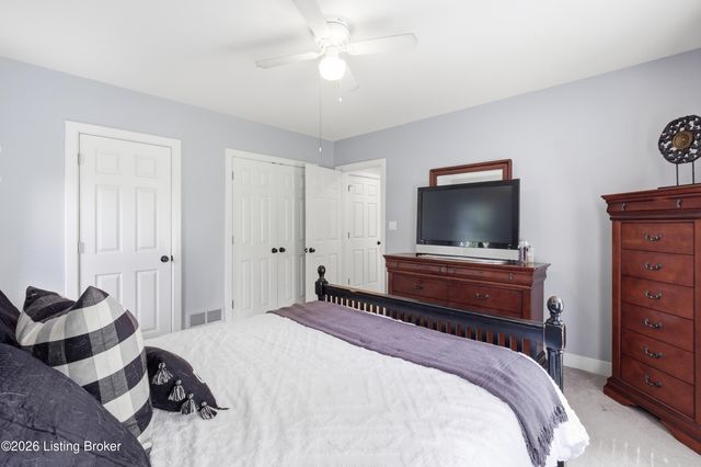 10500 Dove Tree Ct, Prospect, KY 40059