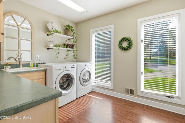 10500 Dove Tree Ct, Prospect, KY 40059