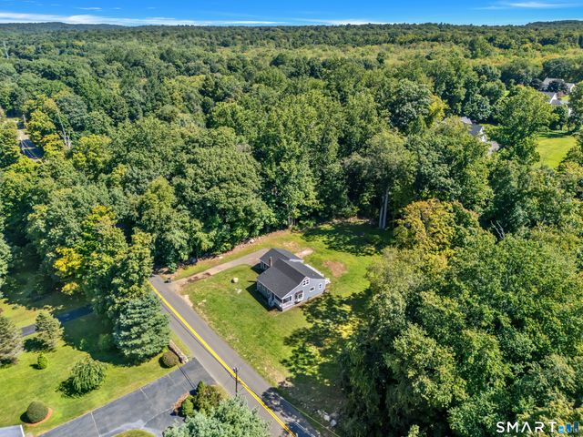 212 Bear Hill Road, Bethany, CT 06524
