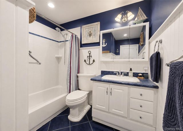 47 March Court, Selden, NY 11784