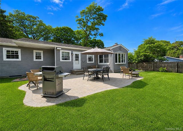 47 March Court, Selden, NY 11784