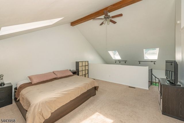 2 Steamboat Dr, Vernon Twp., NJ 07462