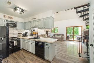 2 Steamboat Dr, Vernon Twp., NJ 07462