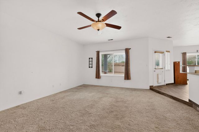 4 Calle Cielo Azul Road, Peralta, NM 87042