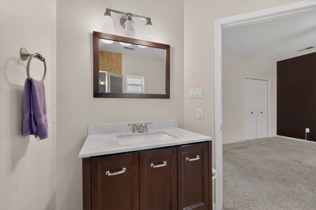 4 Calle Cielo Azul Road, Peralta, NM 87042
