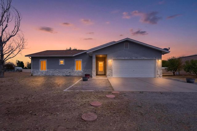 4 Calle Cielo Azul Road, Peralta, NM 87042
