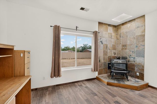 4 Calle Cielo Azul Road, Peralta, NM 87042
