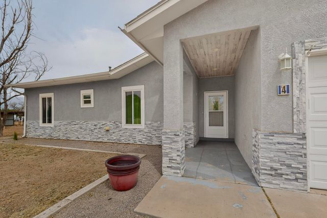 4 Calle Cielo Azul Road, Peralta, NM 87042