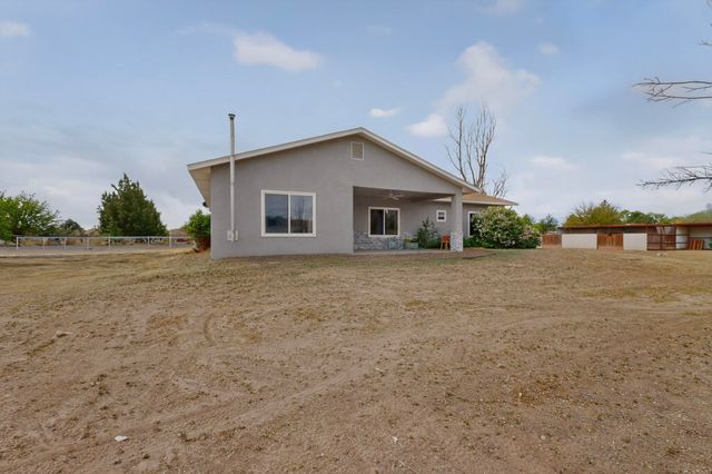 4 Calle Cielo Azul Road, Peralta, NM 87042