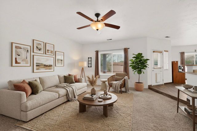 4 Calle Cielo Azul Road, Peralta, NM 87042