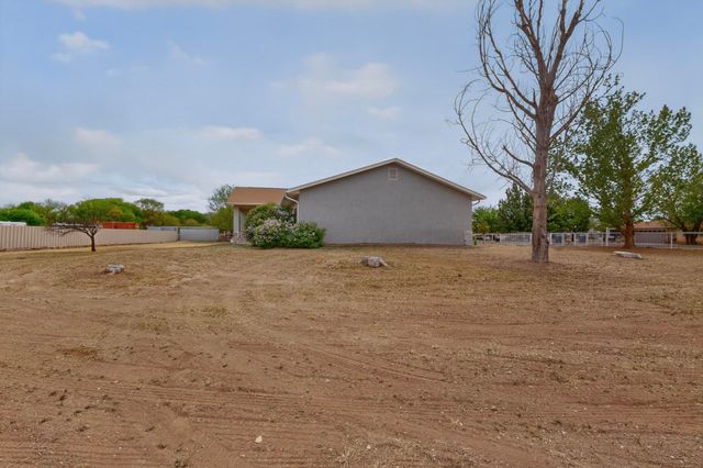 4 Calle Cielo Azul Road, Peralta, NM 87042