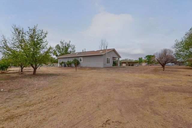 4 Calle Cielo Azul Road, Peralta, NM 87042