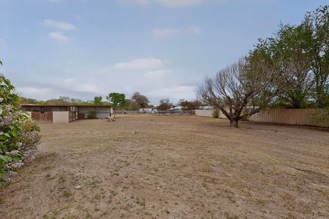 4 Calle Cielo Azul Road, Peralta, NM 87042