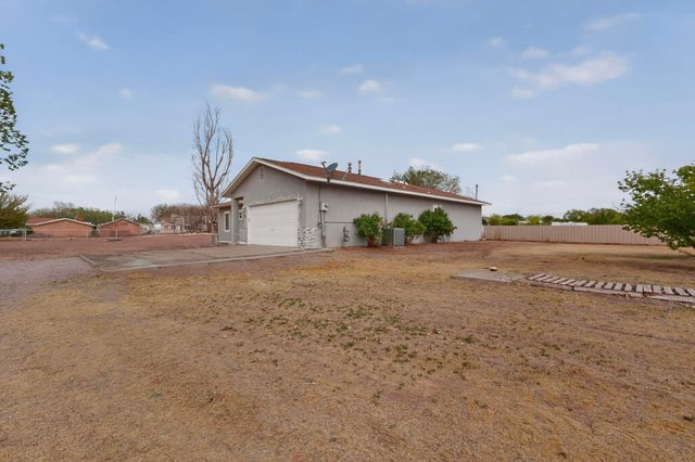 4 Calle Cielo Azul Road, Peralta, NM 87042