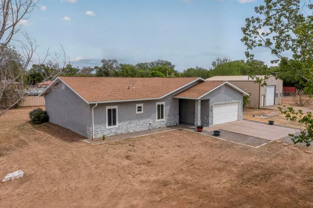 4 Calle Cielo Azul Road, Peralta, NM 87042