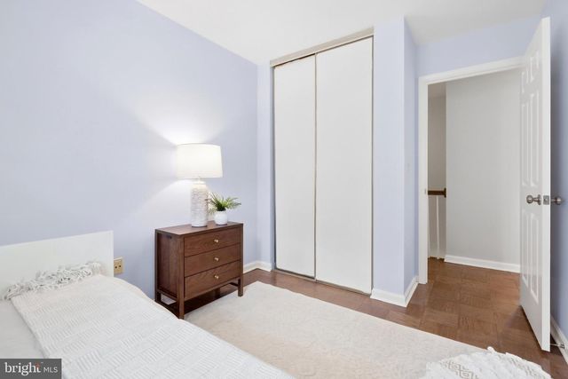 1011 N PITT ST, Alexandria, VA 22314
