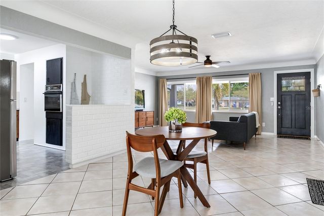 6688 30 AVENUE N, St Petersburg, FL 33710