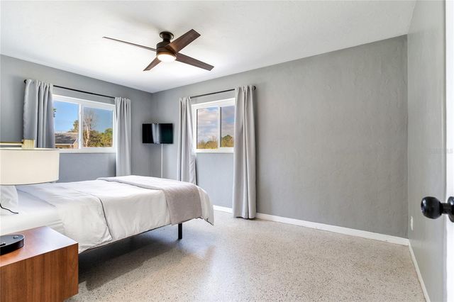 6688 30 AVENUE N, St Petersburg, FL 33710