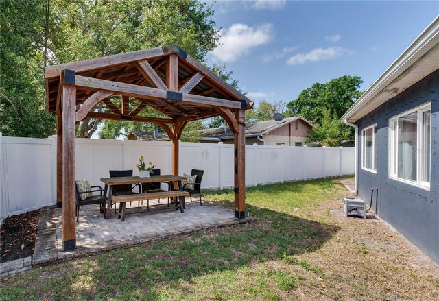 6688 30 AVENUE N, St Petersburg, FL 33710