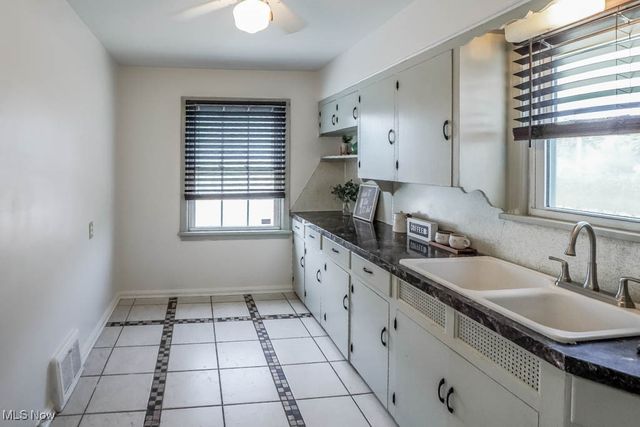 4315 4th Street NW, Canton, OH 44708