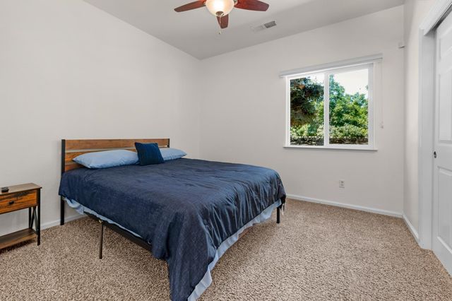 13715 E Nebraska, Kingsburg, CA 93631