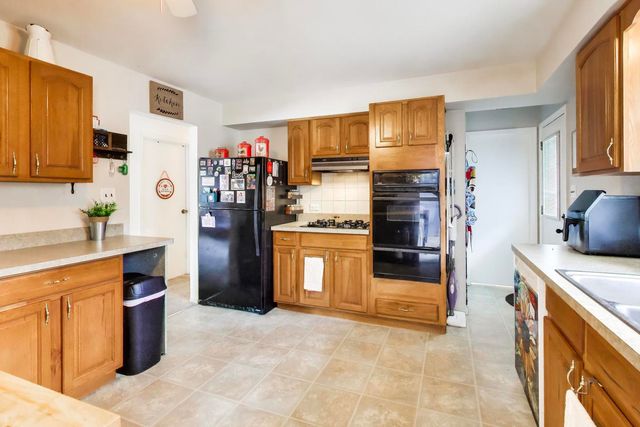 345 E View Street, Lombard, IL 60148