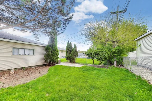345 E View Street, Lombard, IL 60148