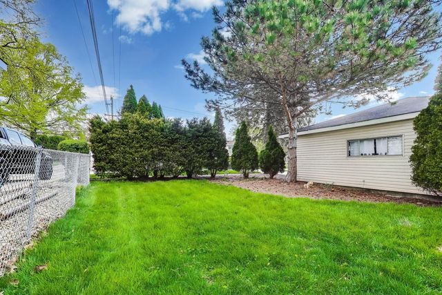 345 E View Street, Lombard, IL 60148