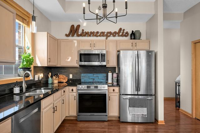 3310 Nicollet Avenue 301, Minneapolis, MN 55408