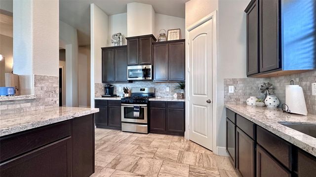 2813 Bernadino Drive, Texas City, TX 77568