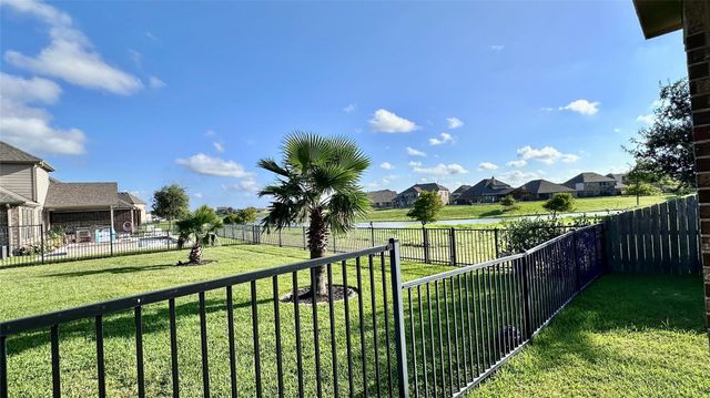 2813 Bernadino Drive, Texas City, TX 77568