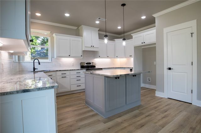 3 Angus Lane, Bella Vista, AR 72715