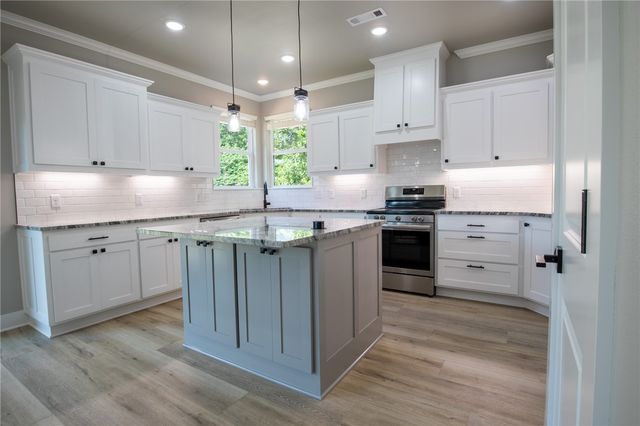 3 Angus Lane, Bella Vista, AR 72715