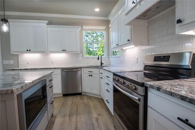 3 Angus Lane, Bella Vista, AR 72715