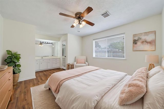2210 Georgetown Street, Katy, TX 77493