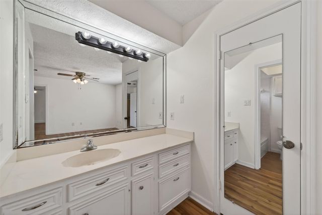2210 Georgetown Street, Katy, TX 77493