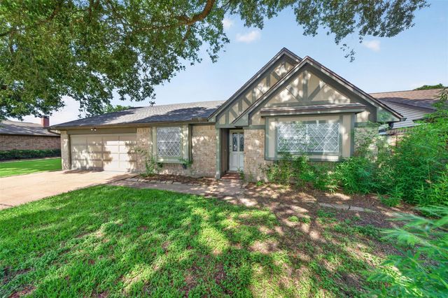 2210 Georgetown Street, Katy, TX 77493