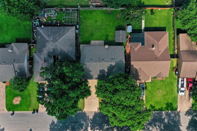 2210 Georgetown Street, Katy, TX 77493