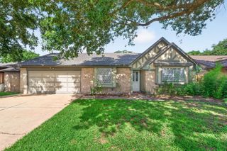 2210 Georgetown Street, Katy, TX 77493