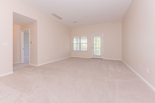 2211 S Main Street, Ann Arbor, MI 48103