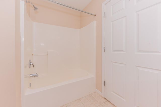 2211 S Main Street, Ann Arbor, MI 48103