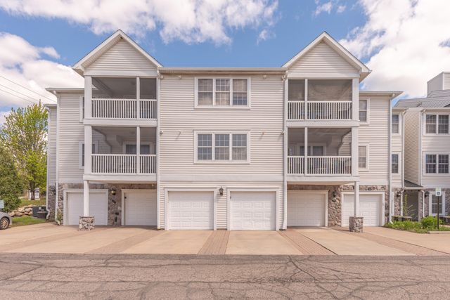 2211 S Main Street, Ann Arbor, MI 48103