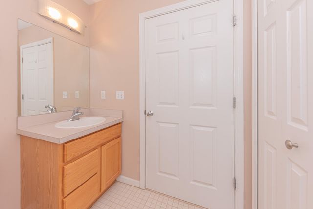 2211 S Main Street, Ann Arbor, MI 48103