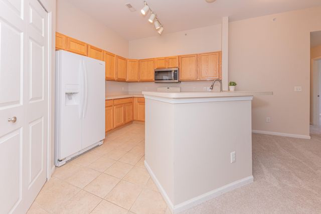 2211 S Main Street, Ann Arbor, MI 48103