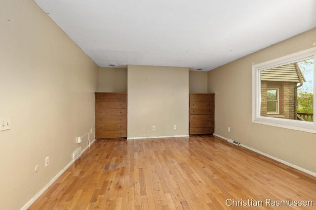 1211 W Frank Drive, Greenville, MI 48838
