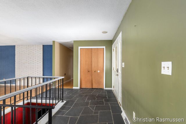 1211 W Frank Drive, Greenville, MI 48838