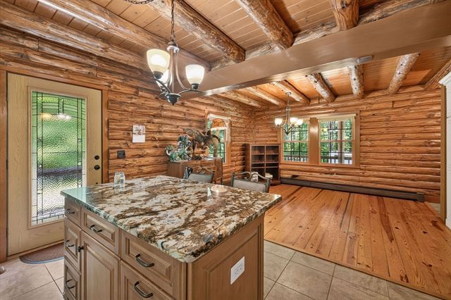 82 Hornbine Rd, Rehoboth, MA 02769